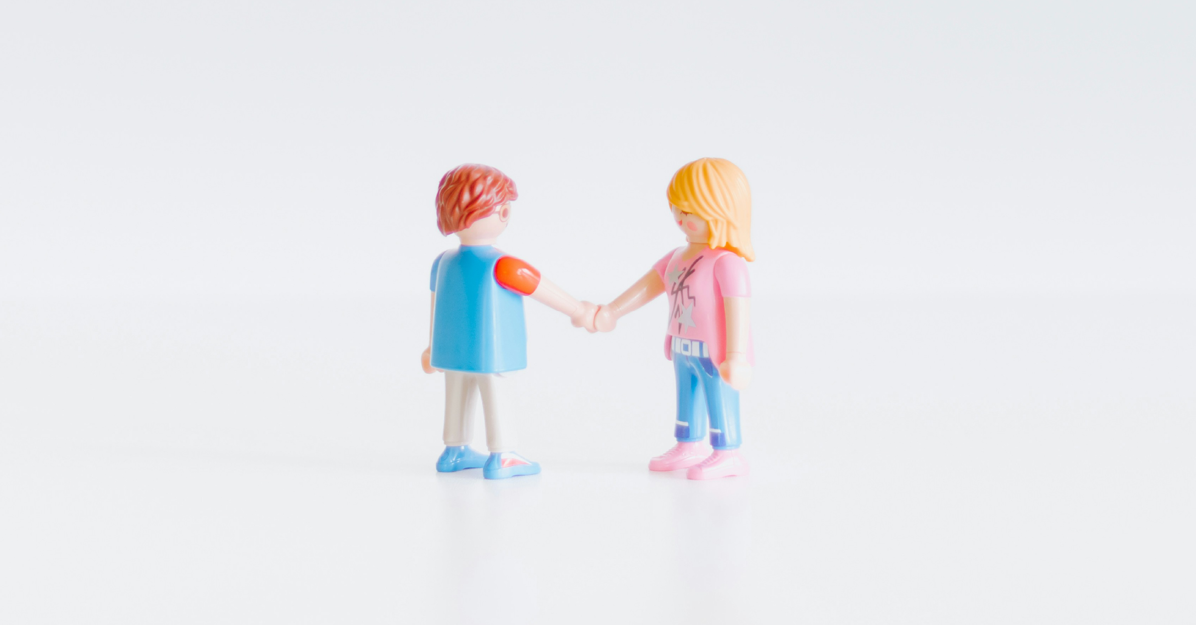 What Your Handshake Communicates About Trust, Power, and Connection