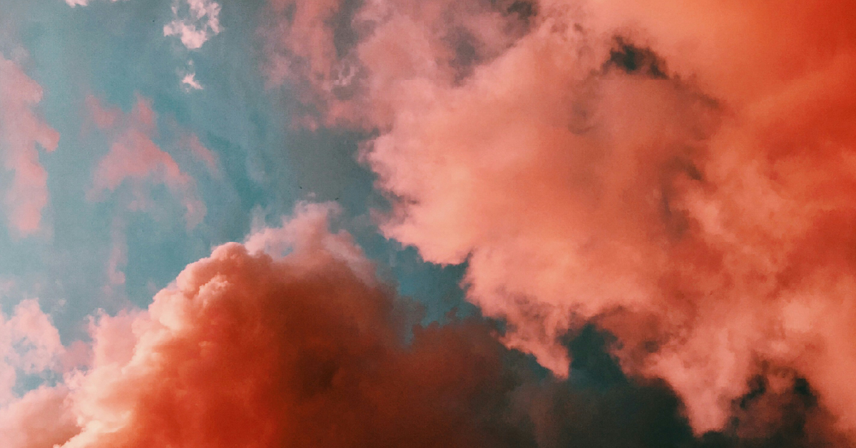 When Romantic Relationships Reshape the Professional Ones